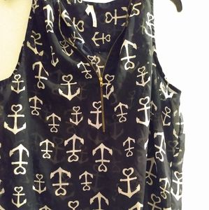 Heart anchor see through tee